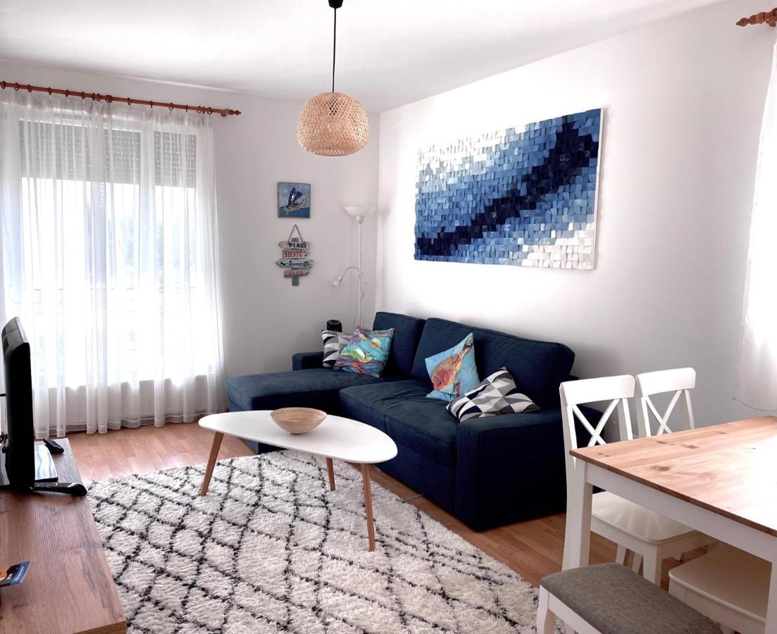 Siofoki Vizparti Nyaralo - Lakeside Apartment מראה חיצוני תמונה